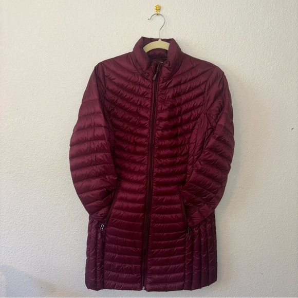 32 Degrees Long Ultralight Down Packable Maroon Coat - Picture 4 of 8